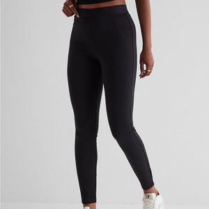 Columnist Super High Waisted Body Contour Knit Leggings SIZE M